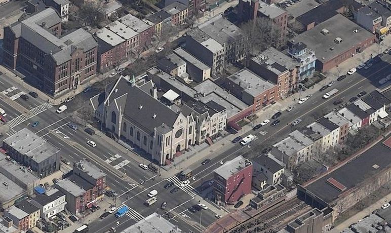 St. Thomas Aquinas Church: St. Thomas Aquinas Church -  249 9th Street 3